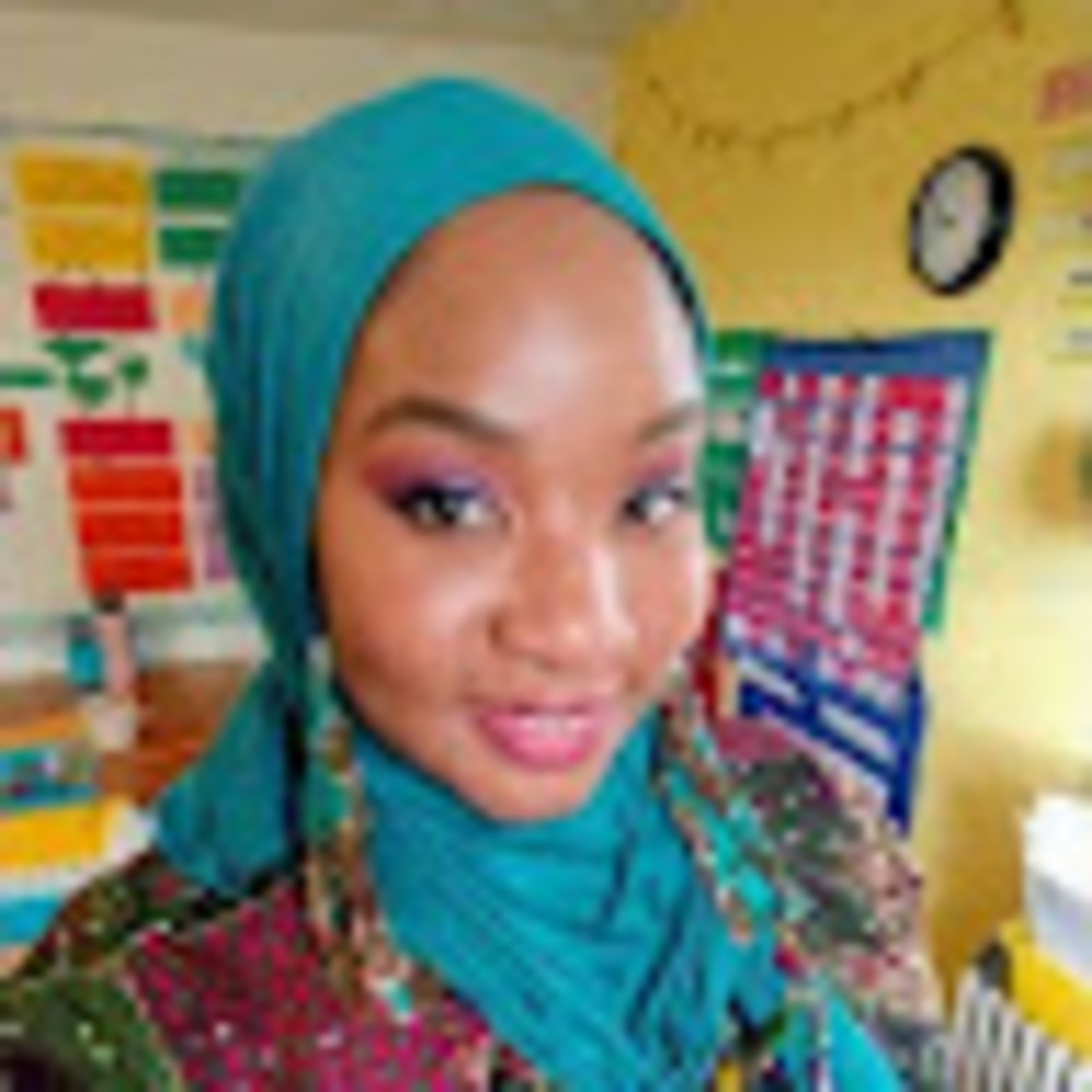 Meet your Posher, Naimah
